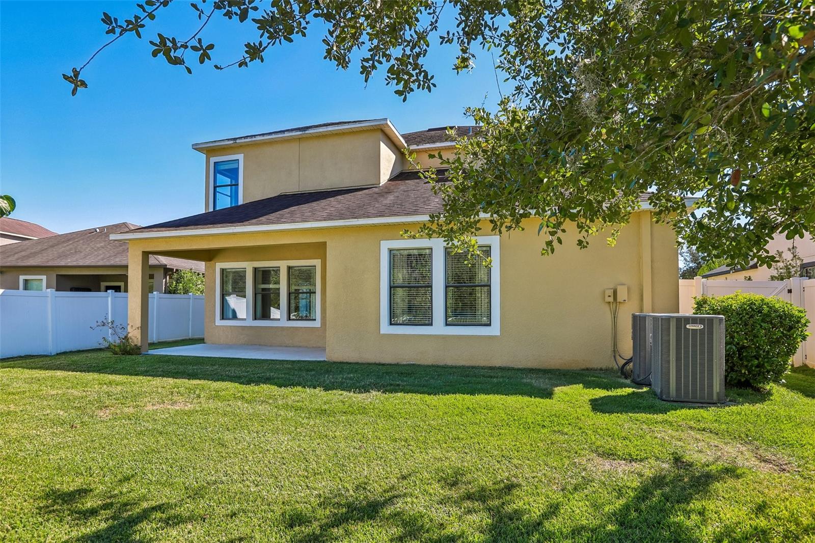 19430 PADDOCK VIEW DRIVE, Tampa, FL 33647