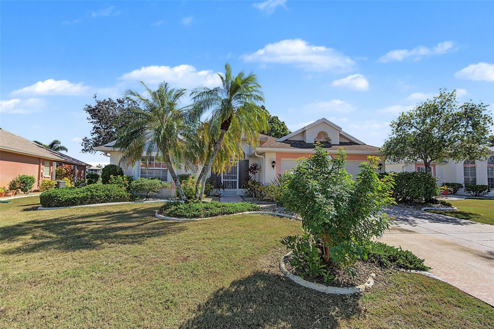 2113 STERLING GLEN COURT, Sun City Center, FL 33573