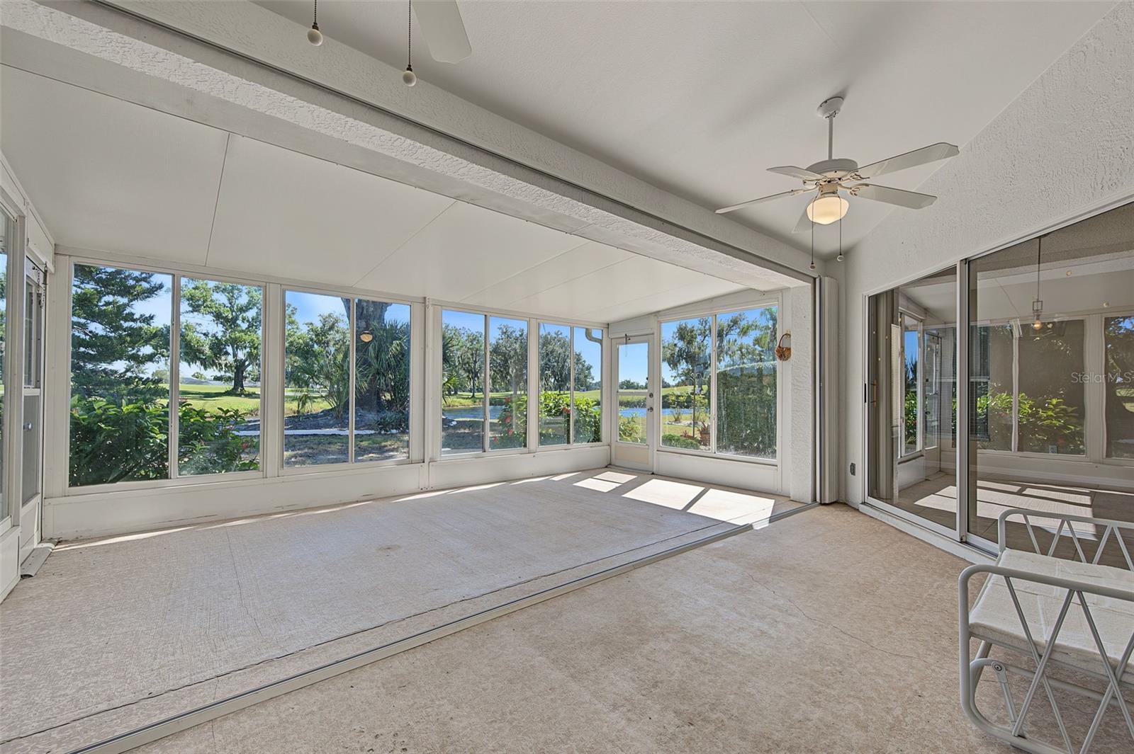 2113 STERLING GLEN COURT, Sun City Center, FL 33573