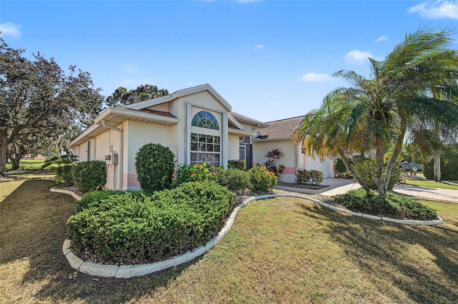 2113 STERLING GLEN COURT, Sun City Center, FL 33573