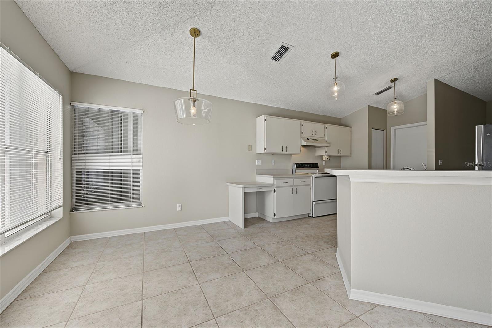 2113 STERLING GLEN COURT, Sun City Center, FL 33573