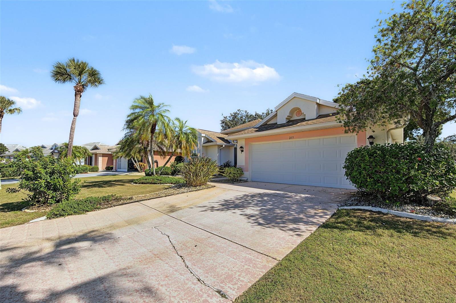 2113 STERLING GLEN COURT, Sun City Center, FL 33573