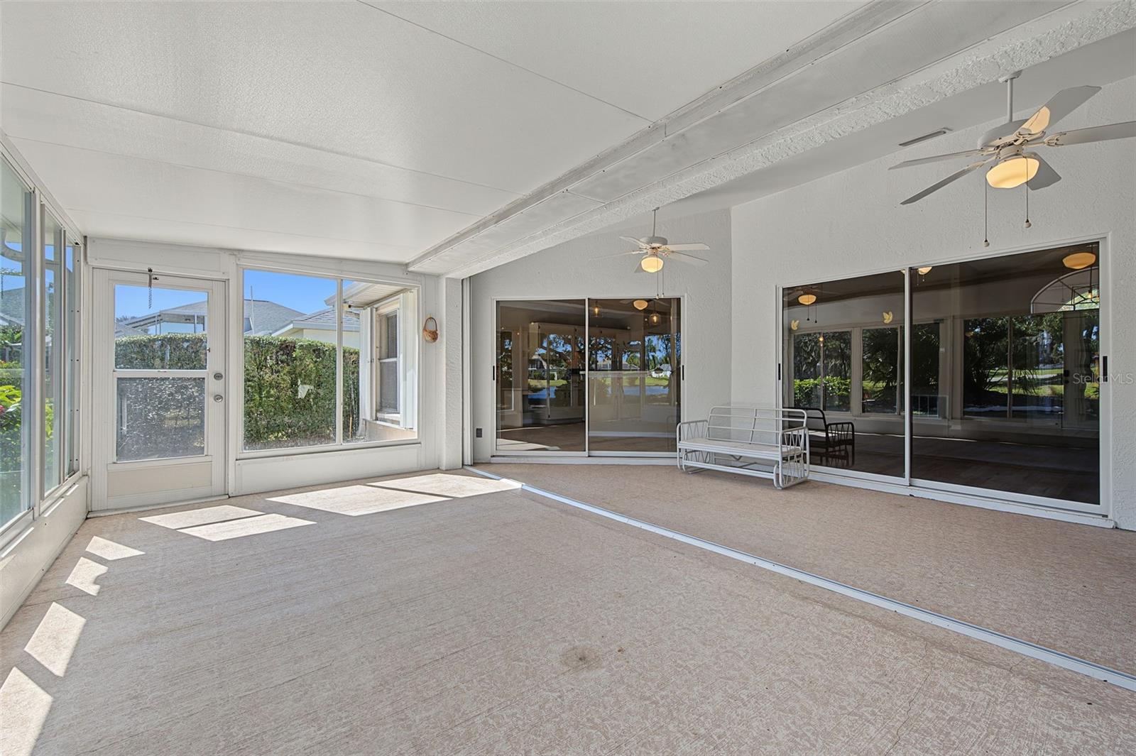 2113 STERLING GLEN COURT, Sun City Center, FL 33573