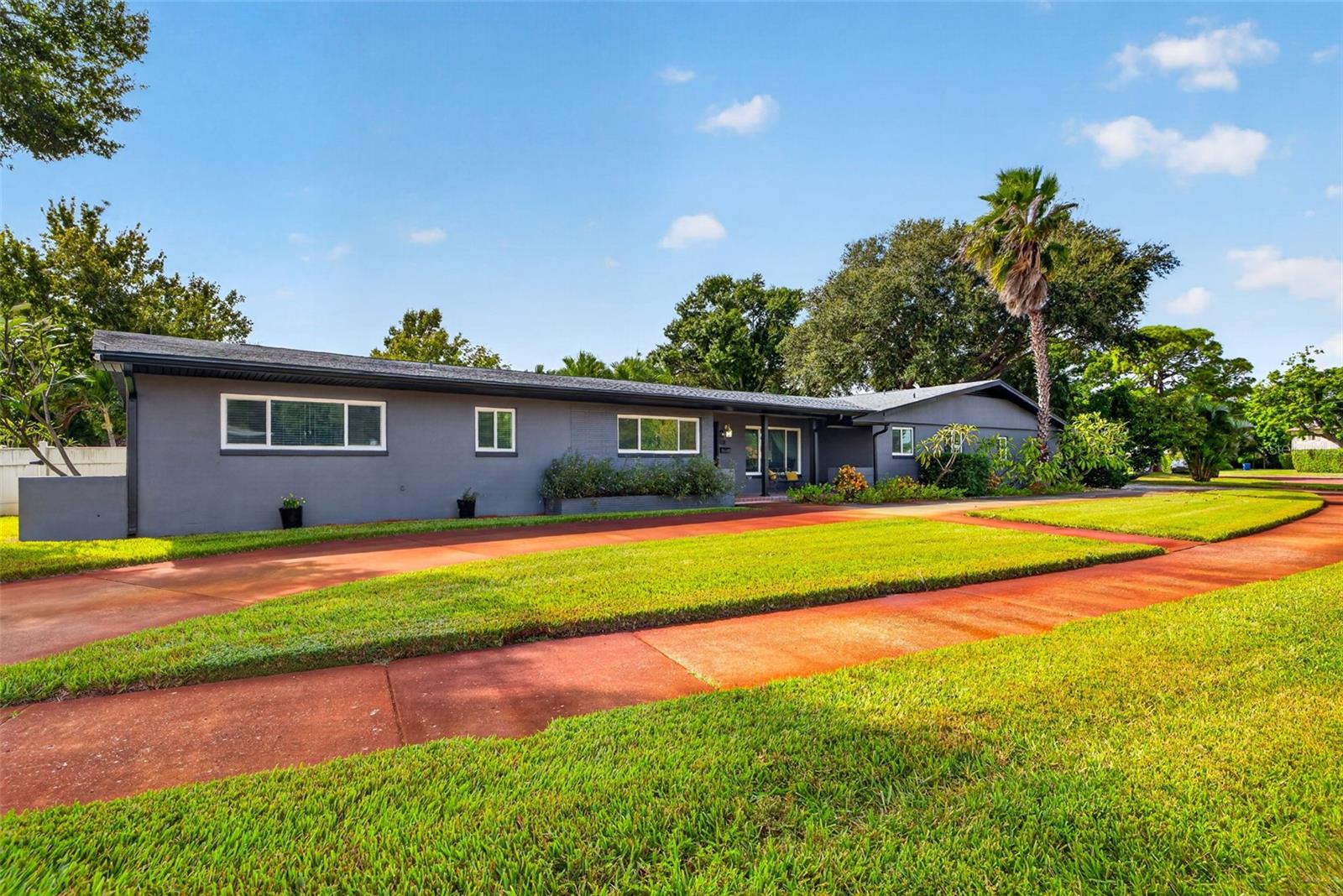 628 64TH STREET N, St Petersburg, FL 33710