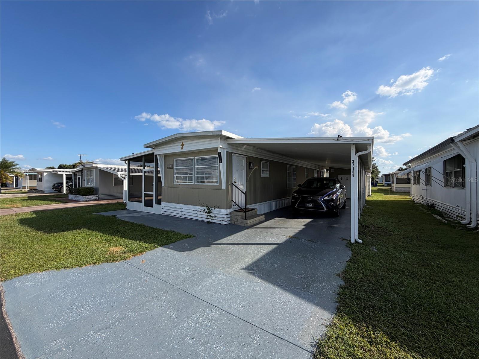37108 SANDRA AVENUE, Zephyrhills, FL 33542