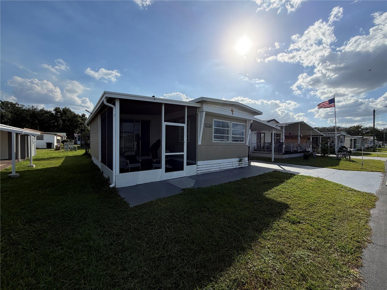 37108 SANDRA AVENUE, Zephyrhills, FL 33542