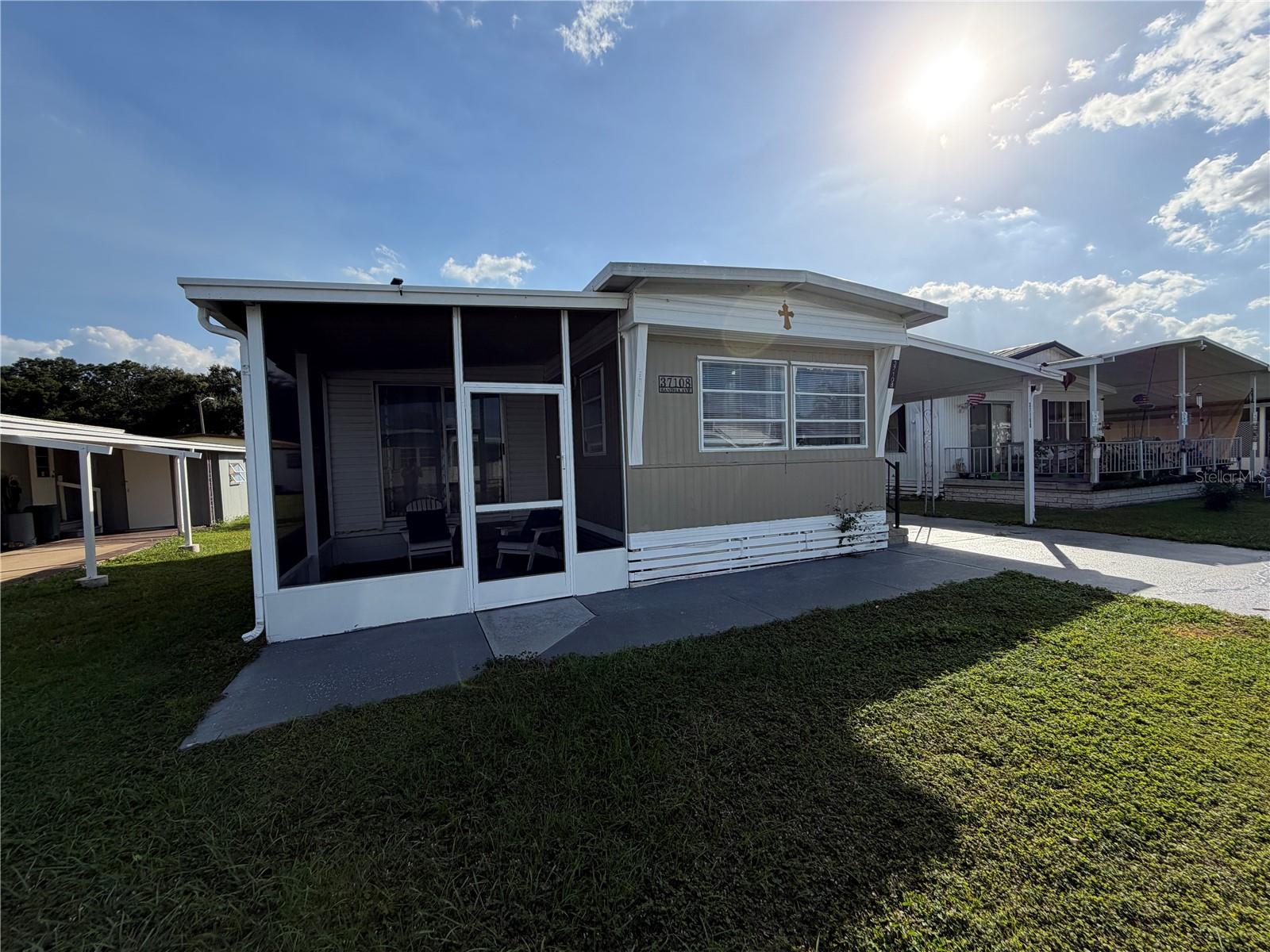 37108 SANDRA AVENUE, Zephyrhills, FL 33542