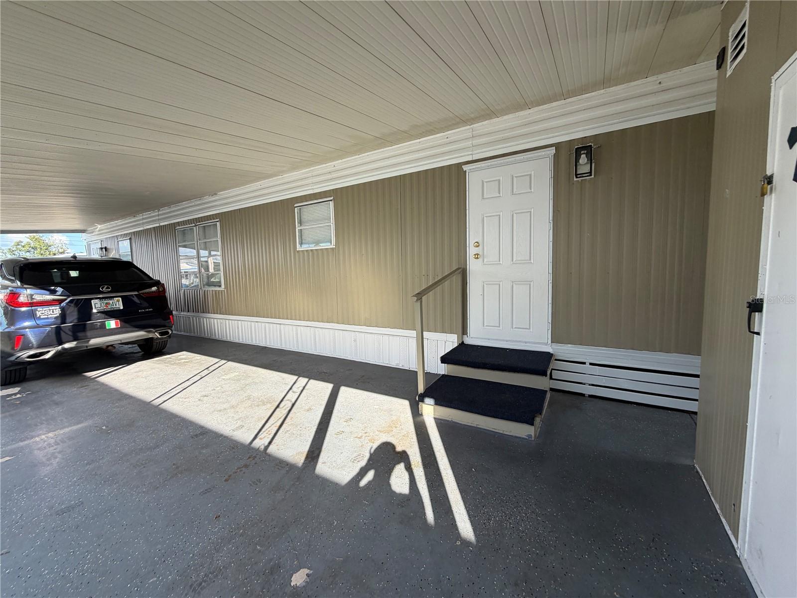 37108 SANDRA AVENUE, Zephyrhills, FL 33542