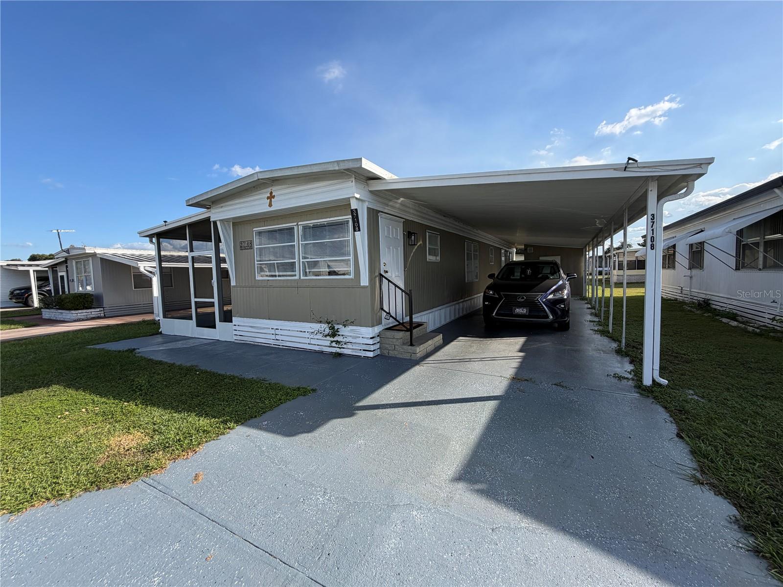 37108 SANDRA AVENUE, Zephyrhills, FL 33542