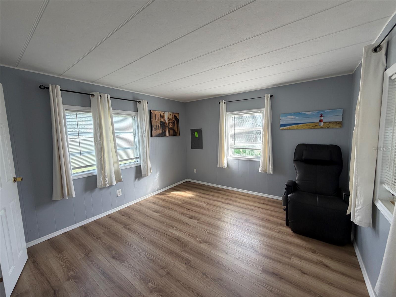 37108 SANDRA AVENUE, Zephyrhills, FL 33542