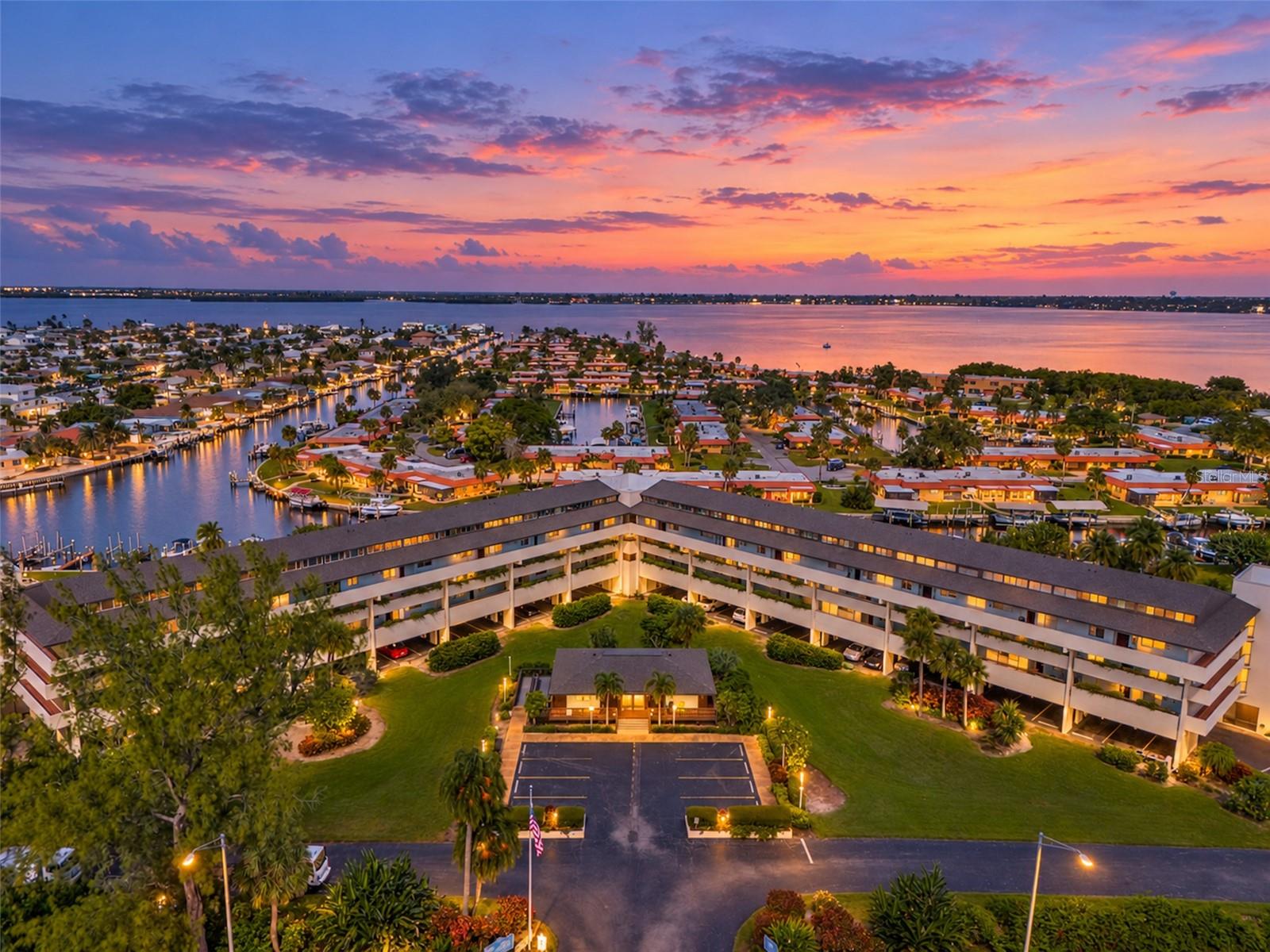 9604 CORTEZ ROAD W, #236, Bradenton, FL 34210