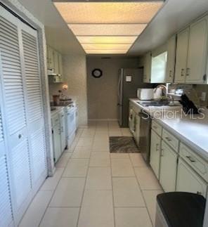 2828 BELLWOOD DRIVE, Brandon, FL 33511