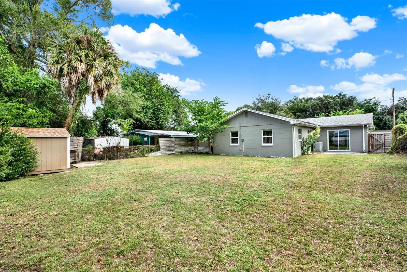 6504 N 21ST STREET, Tampa, FL 33610
