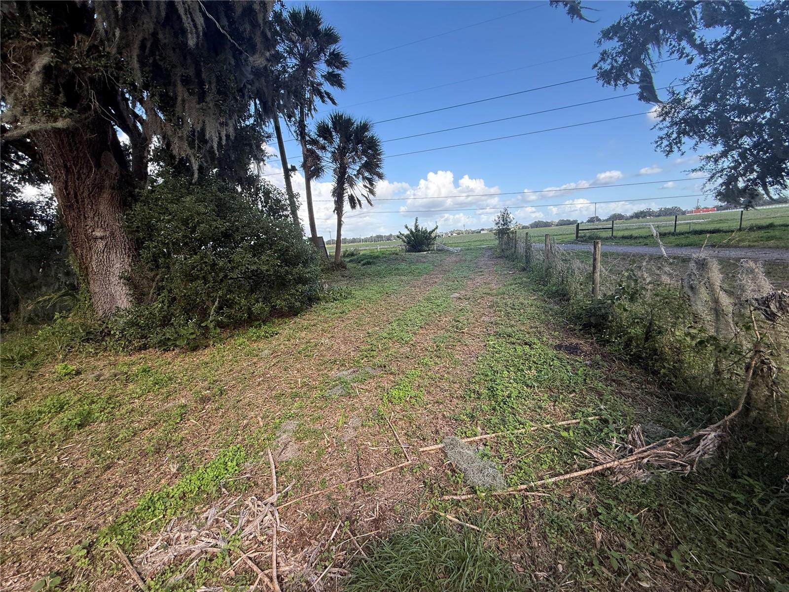 2603 W 60 HIGHWAY, Plant City, FL 33567