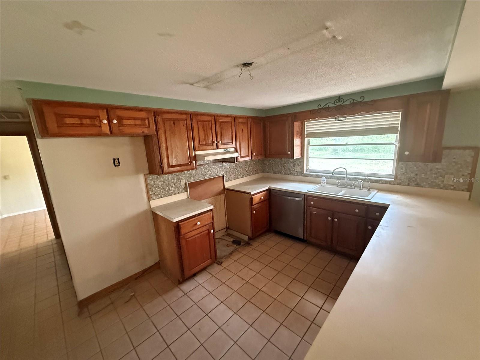 2603 W 60 HIGHWAY, Plant City, FL 33567 2603 W 60 HIGHWAY, Plant City, FL 33567