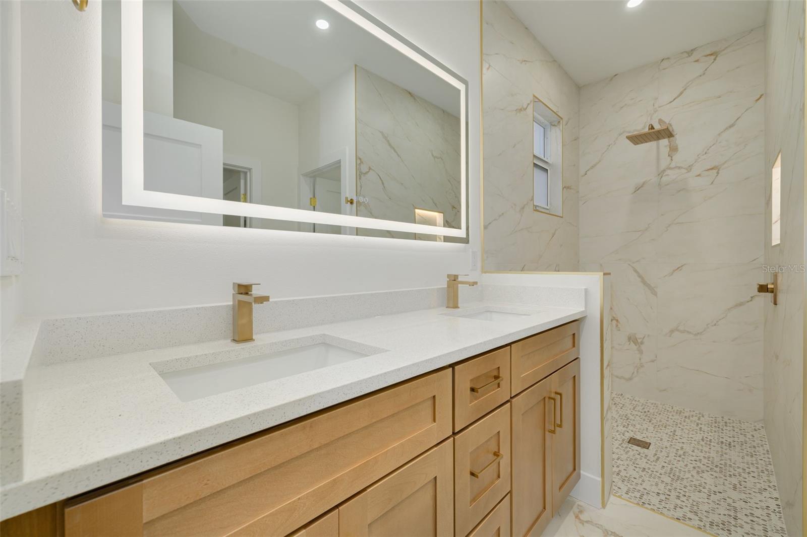 270 DIOGENES STREET, Dunedin, FL 34698 270 DIOGENES STREET, Dunedin, FL 34698