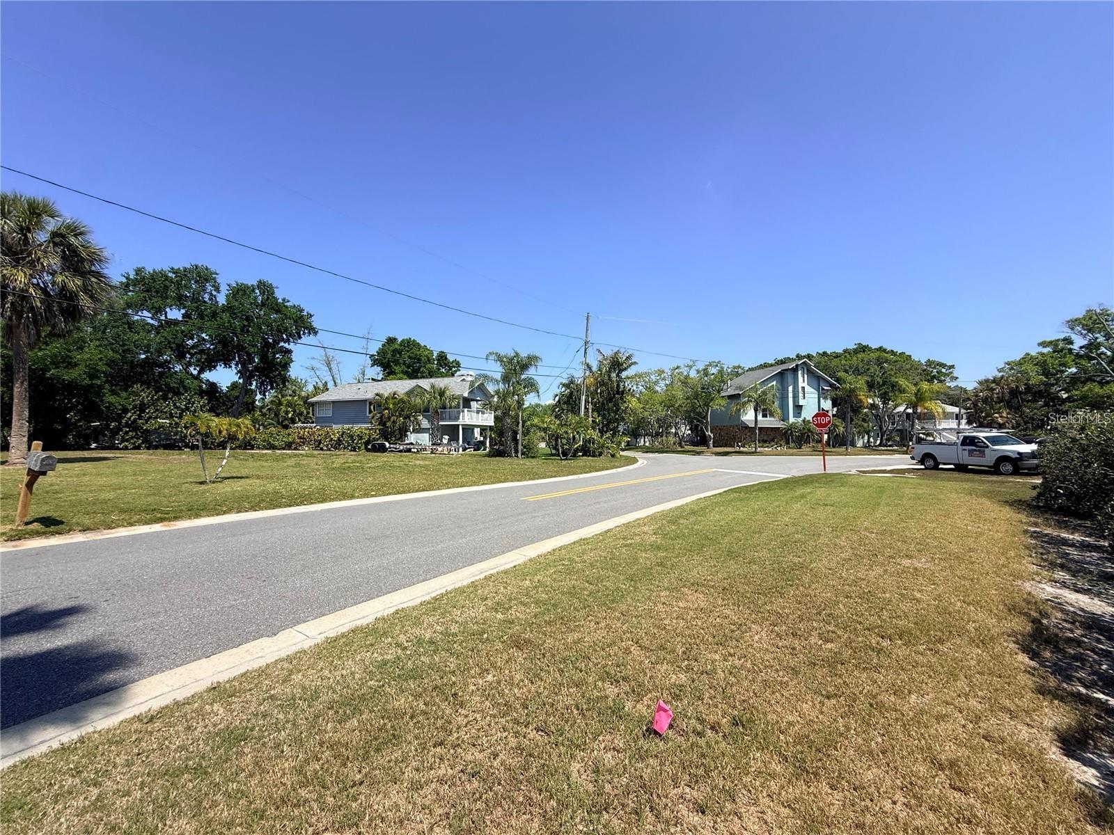 231 LAGOON DRIVE, Palm Harbor, FL 34683
