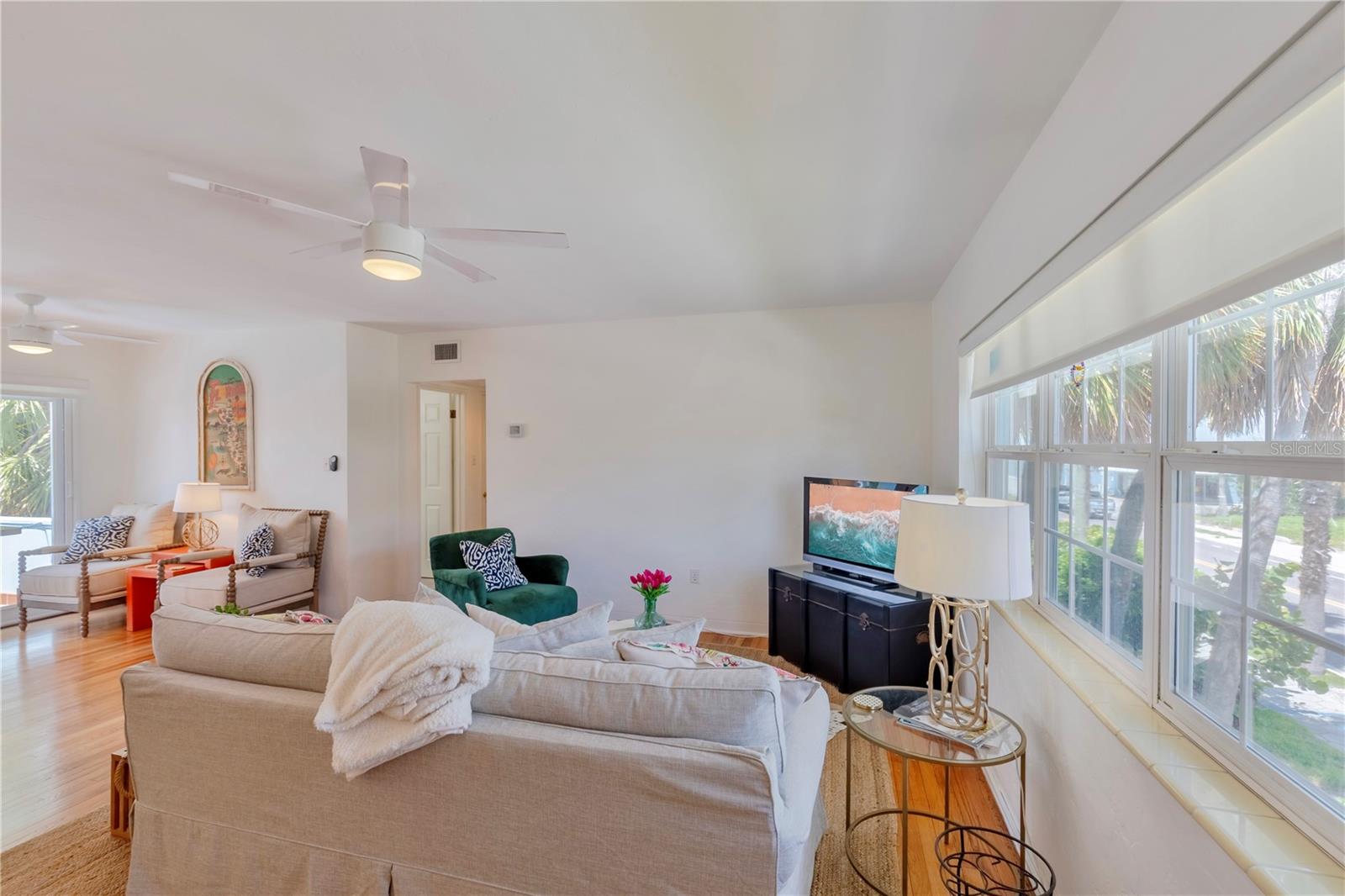 1800 PASS A GRILLE WAY, #4, St Pete Beach, FL 33706