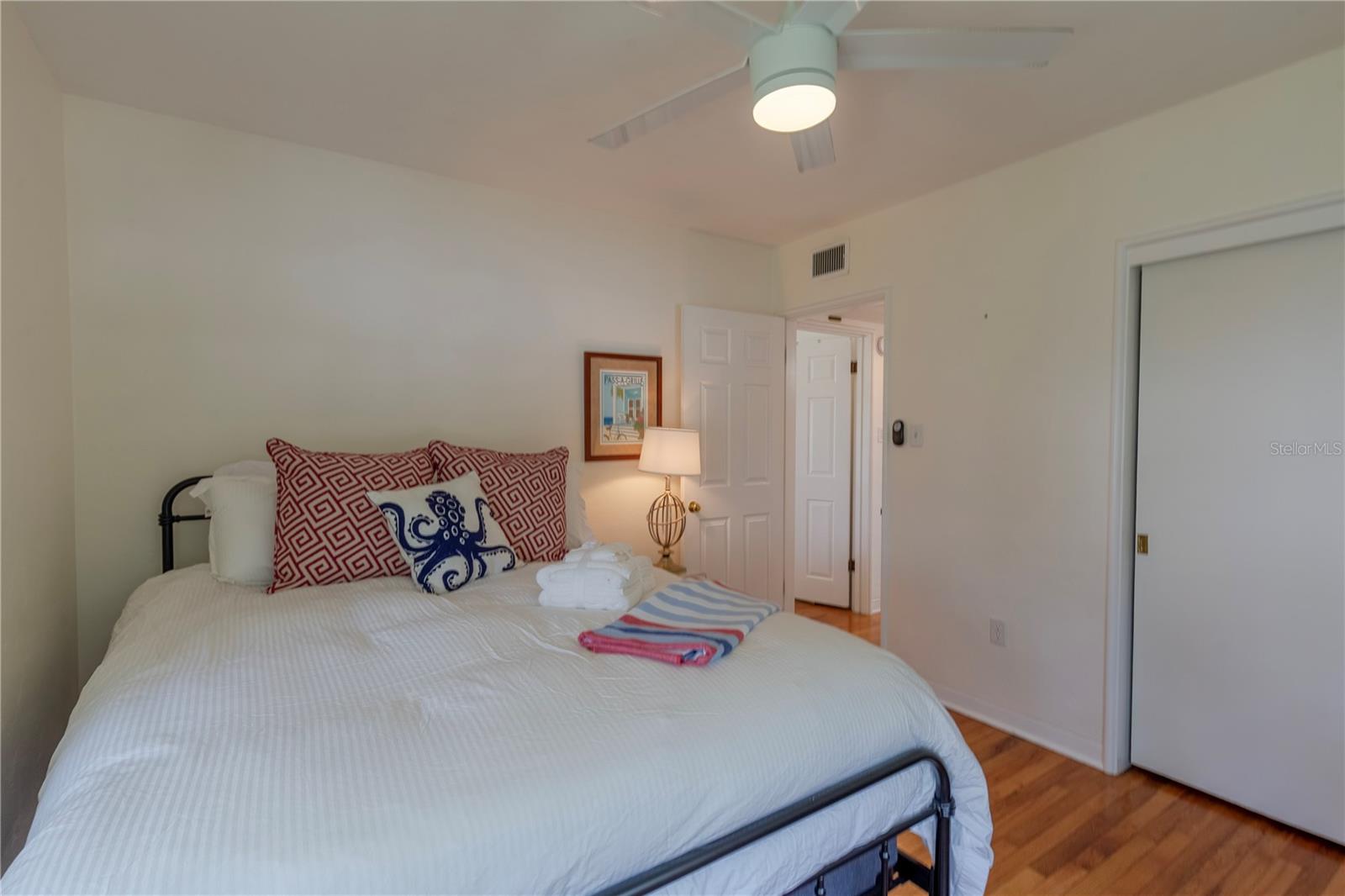 1800 PASS A GRILLE WAY, #4, St Pete Beach, FL 33706