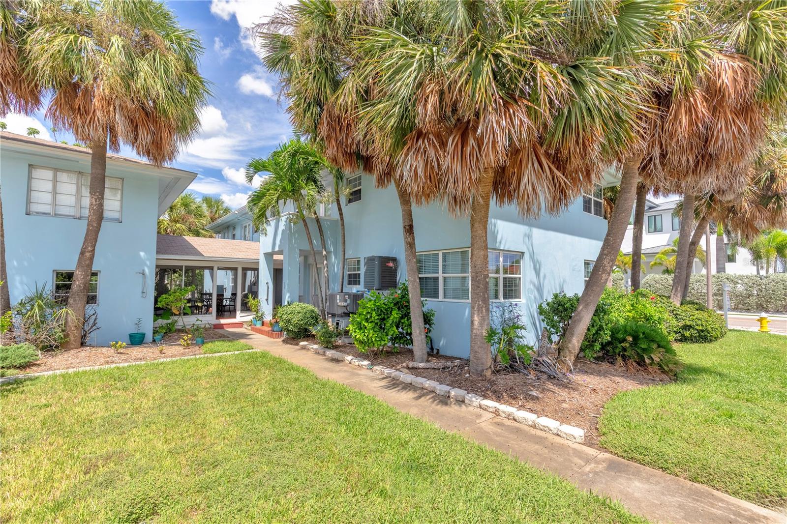 1800 PASS A GRILLE WAY, #4, St Pete Beach, FL 33706
