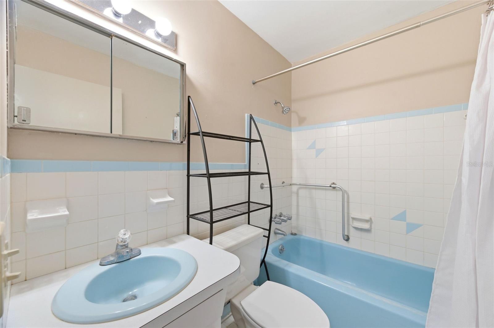 2462 BRAZILIA DRIVE, #70, Clearwater, FL 33763