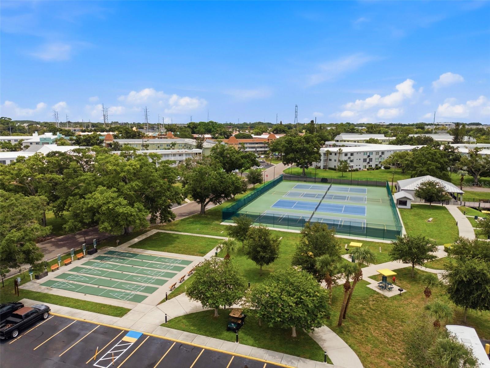 2462 BRAZILIA DRIVE, #70, Clearwater, FL 33763