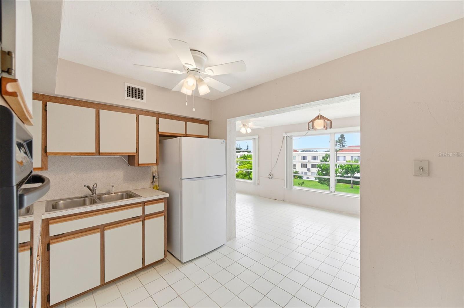 2462 BRAZILIA DRIVE, #70, Clearwater, FL 33763