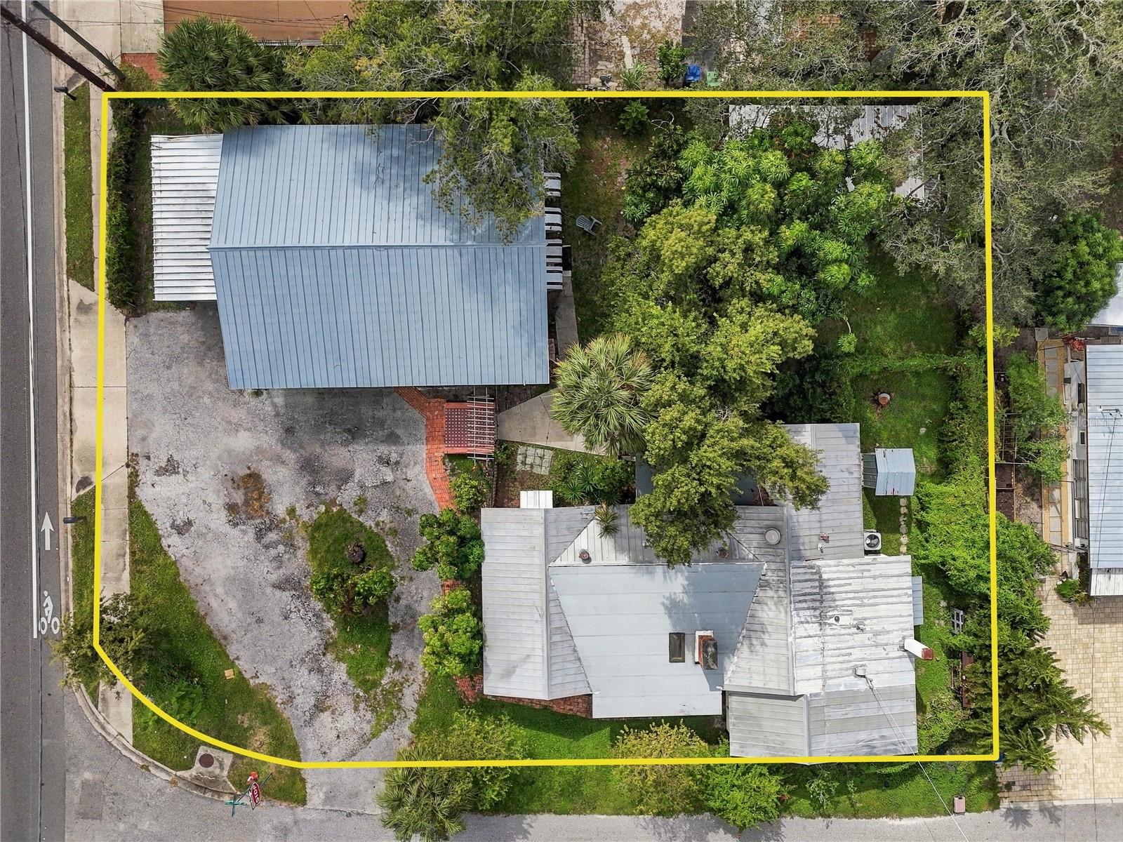 2110 N HIMES AVENUE, Tampa, FL 33607