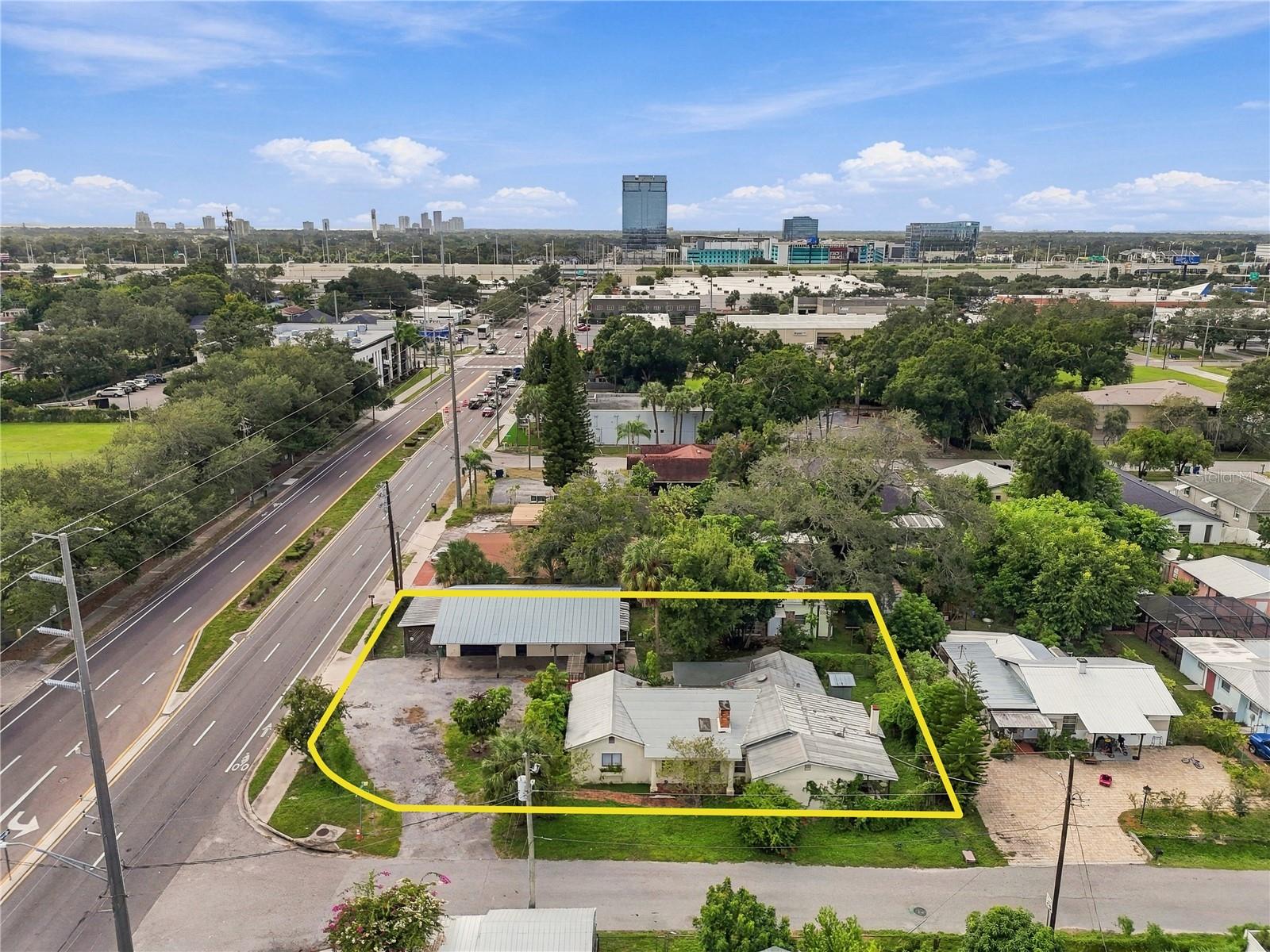 2110 N HIMES AVENUE, Tampa, FL 33607