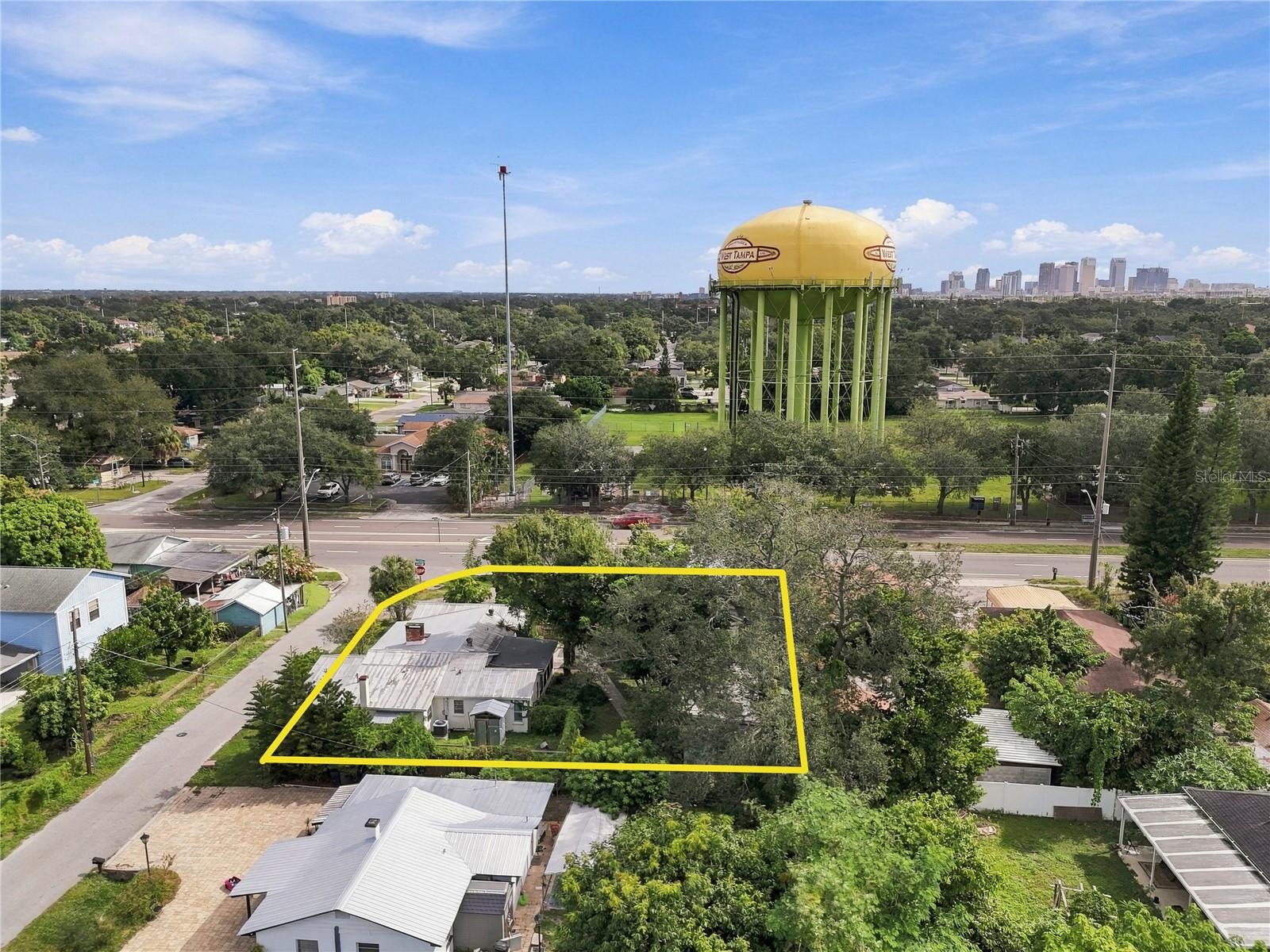 2110 N HIMES AVENUE, Tampa, FL 33607