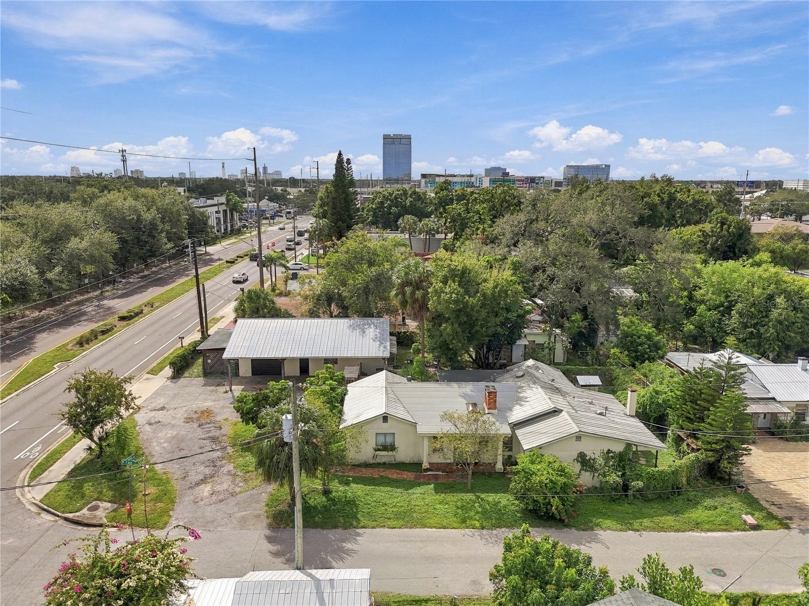 2110 N HIMES AVENUE, Tampa, FL 33607