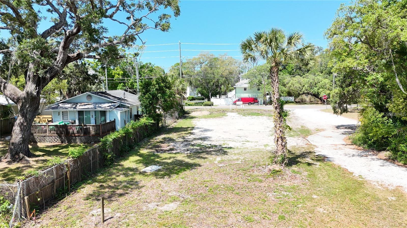 290 ORANGE STREET, Palm Harbor, FL 34683