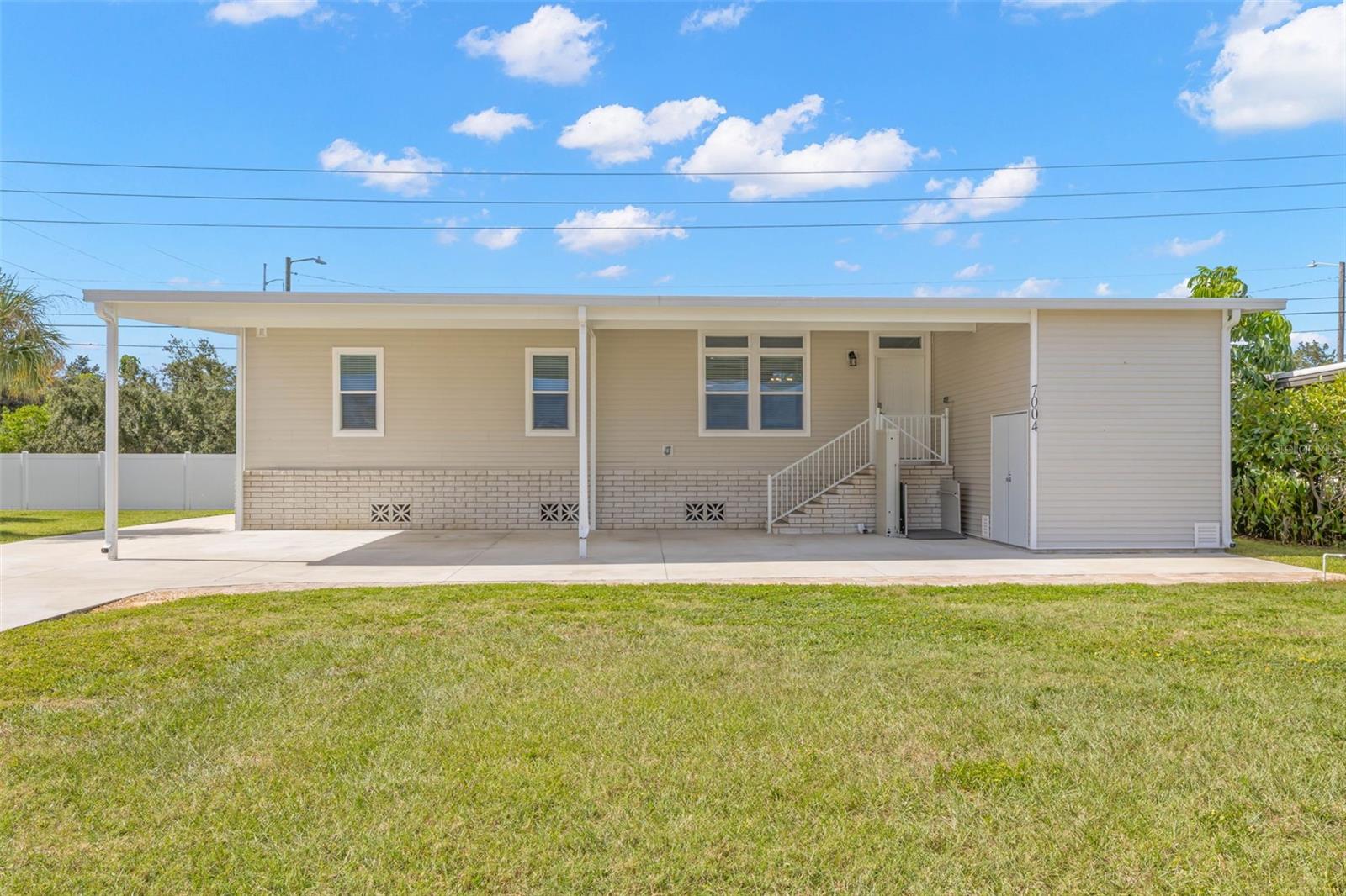 7004 AMERICANA DRIVE NE, #136, St Petersburg, FL 33702 7004 AMERICANA DRIVE NE, #136, St Petersburg, FL 33702