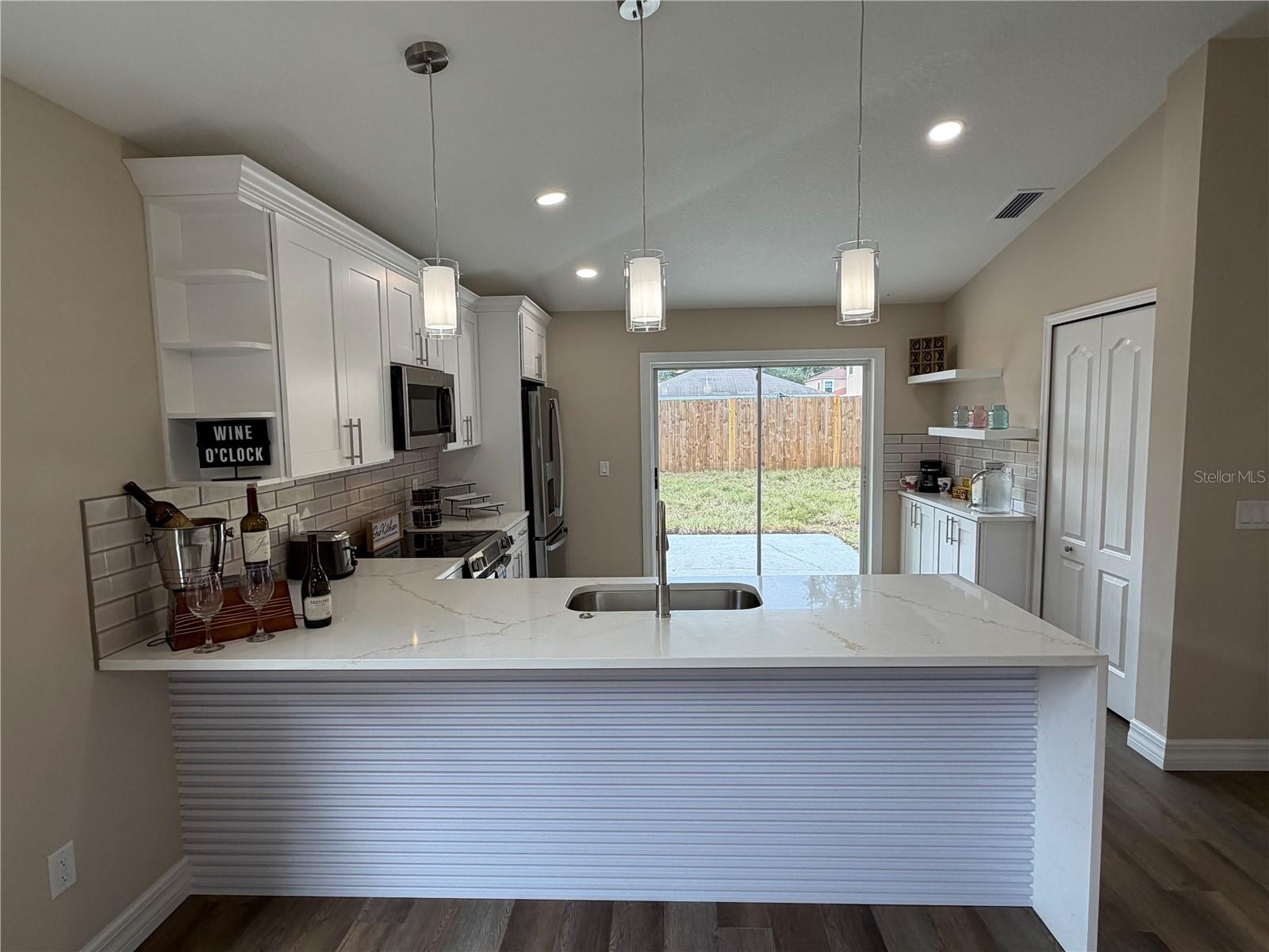1614 MOSAIC FOREST DRIVE, Seffner, FL 33584
