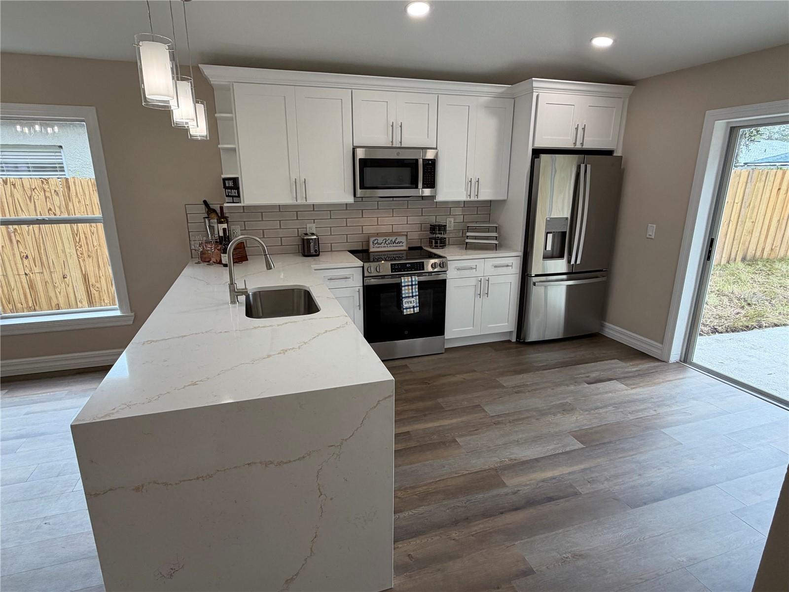 1614 MOSAIC FOREST DRIVE, Seffner, FL 33584