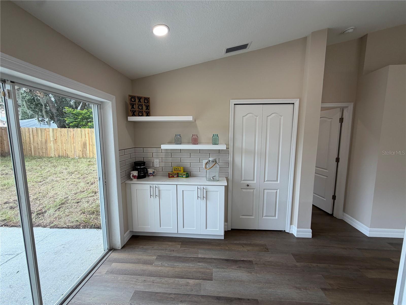 1614 MOSAIC FOREST DRIVE, Seffner, FL 33584