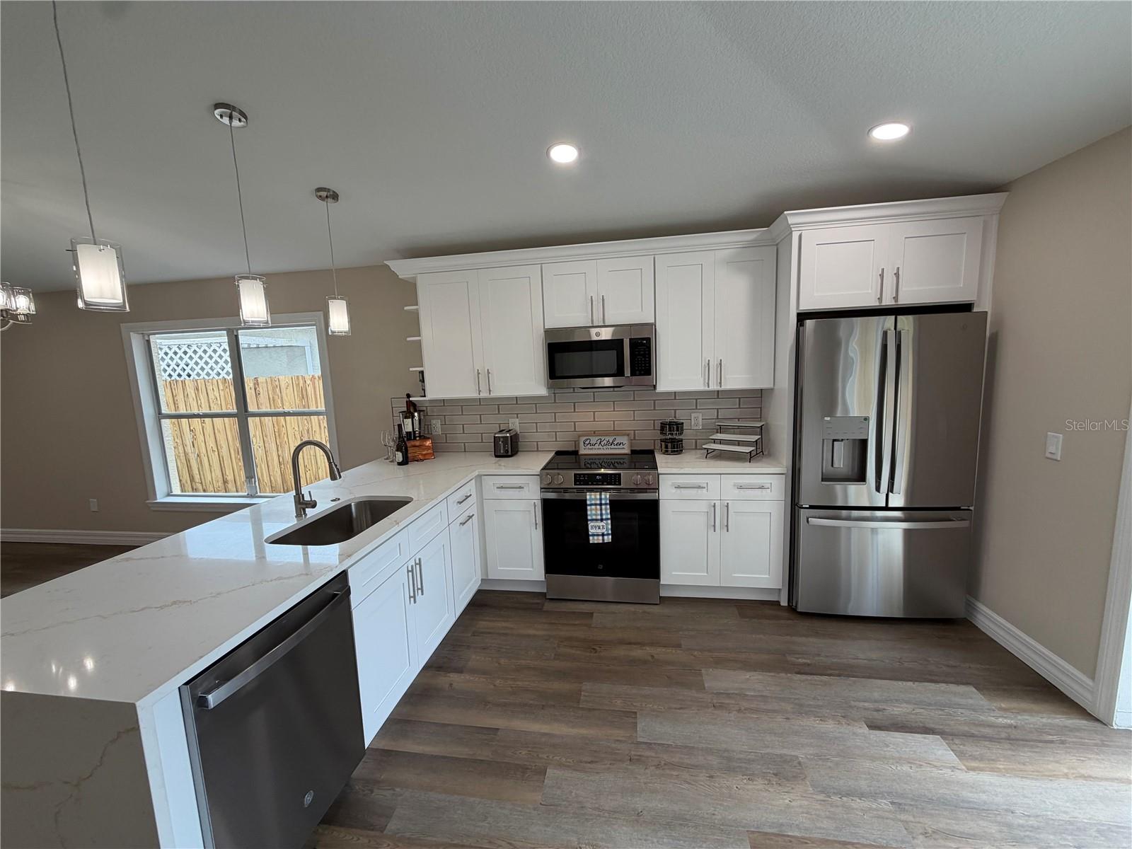 1614 MOSAIC FOREST DRIVE, Seffner, FL 33584