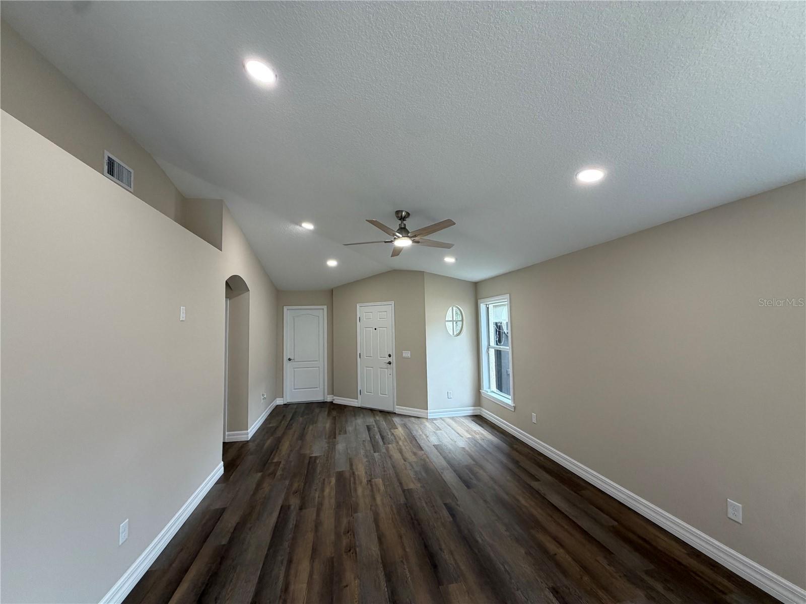 1614 MOSAIC FOREST DRIVE, Seffner, FL 33584