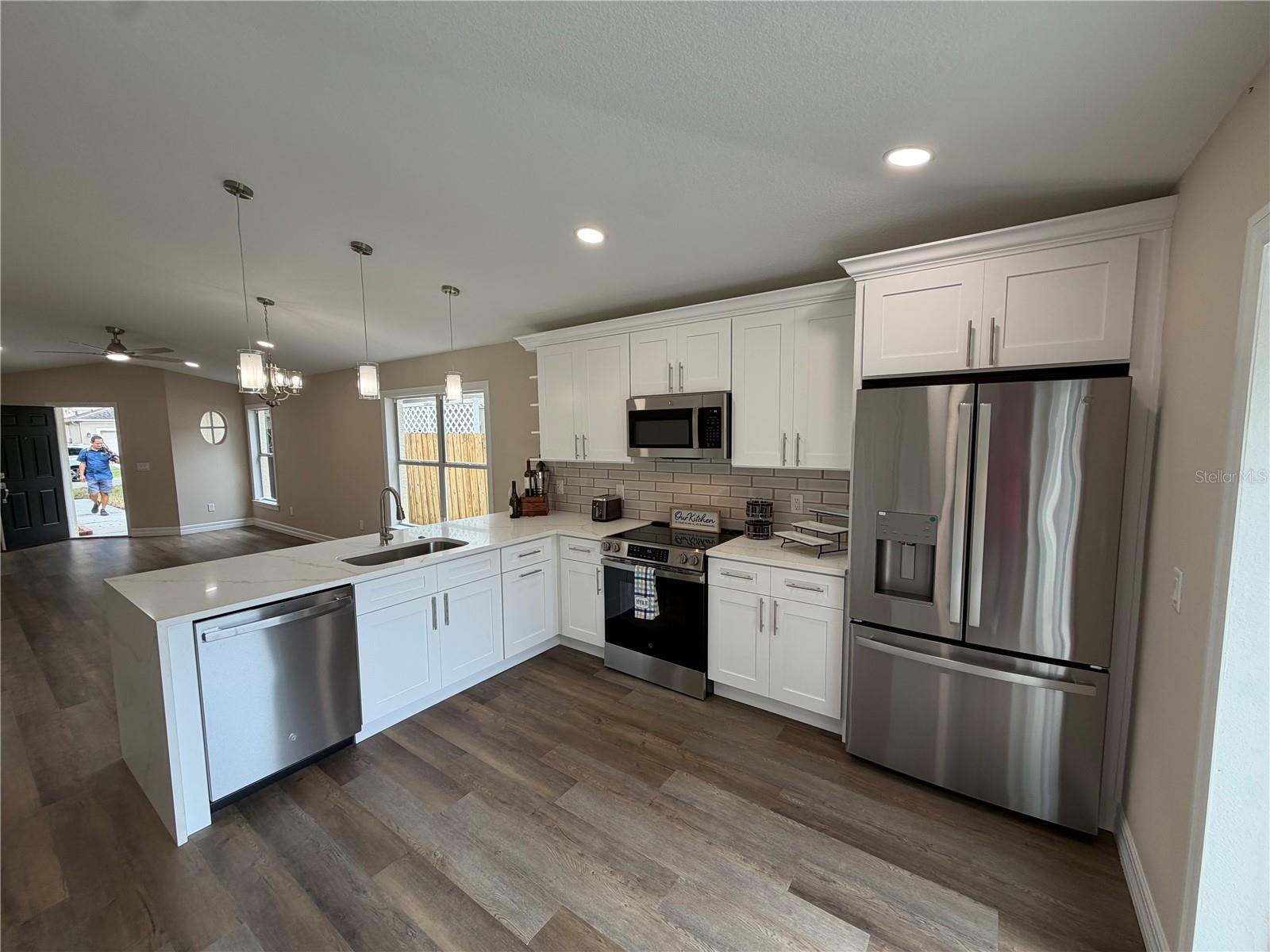 1614 MOSAIC FOREST DRIVE, Seffner, FL 33584