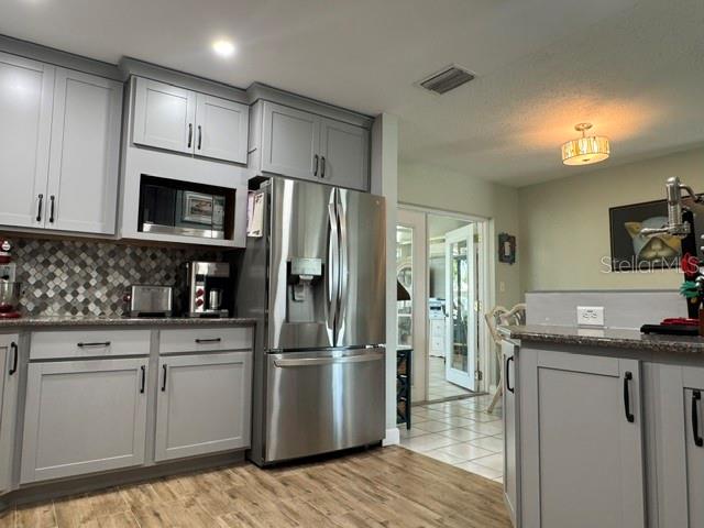 5717 15TH AVENUE N, St Petersburg, FL 33710