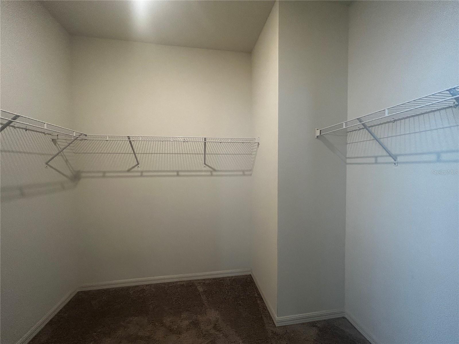 520 VALRI PARK DRIVE, Valrico, FL 33594