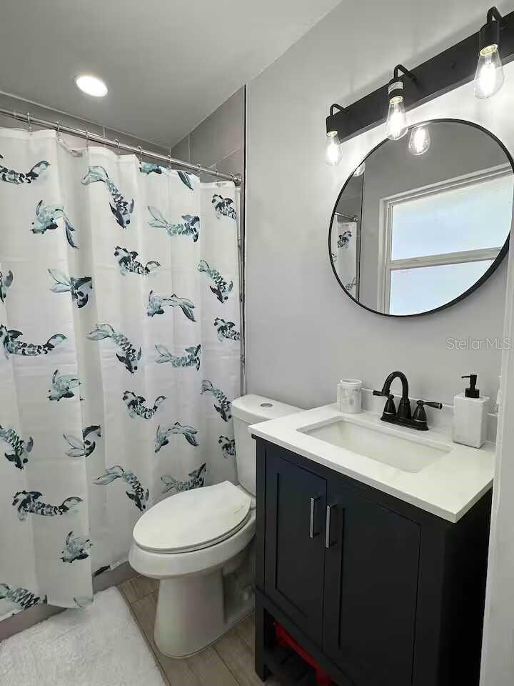 2001 2ND STREET S, St Petersburg, FL 33705