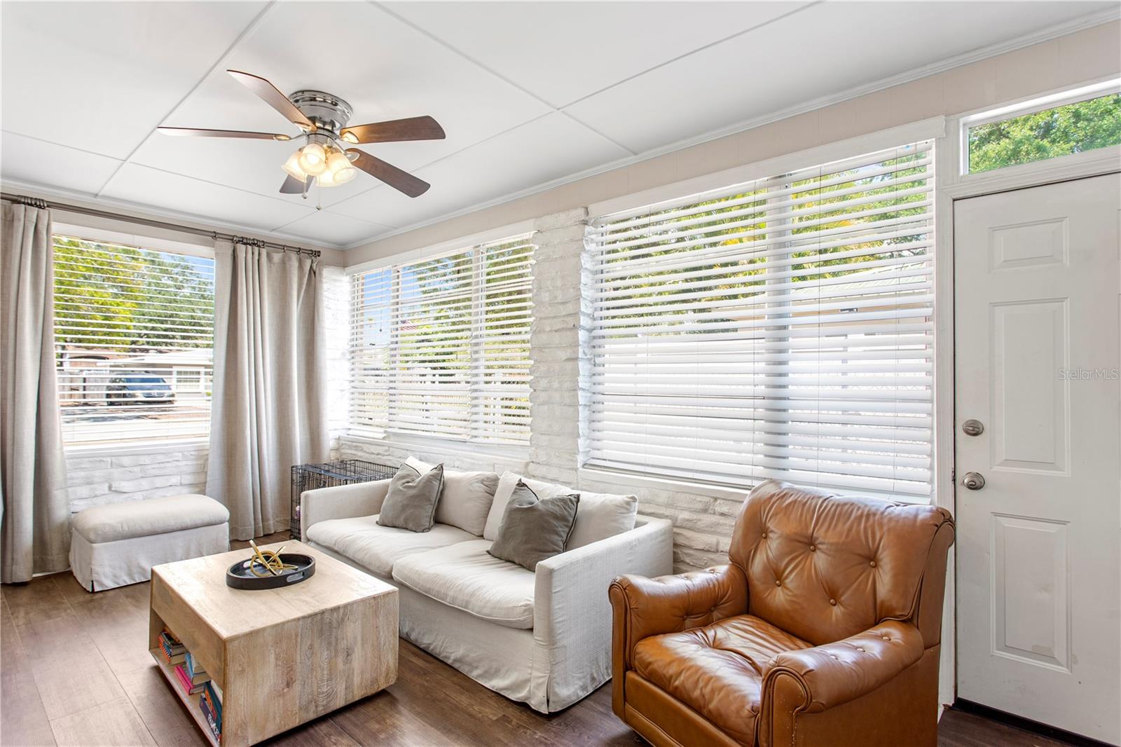 4618 W BAY VILLA AVENUE, Tampa, FL 33611