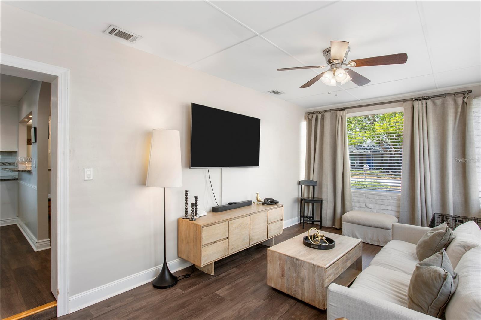 4618 W BAY VILLA AVENUE, Tampa, FL 33611