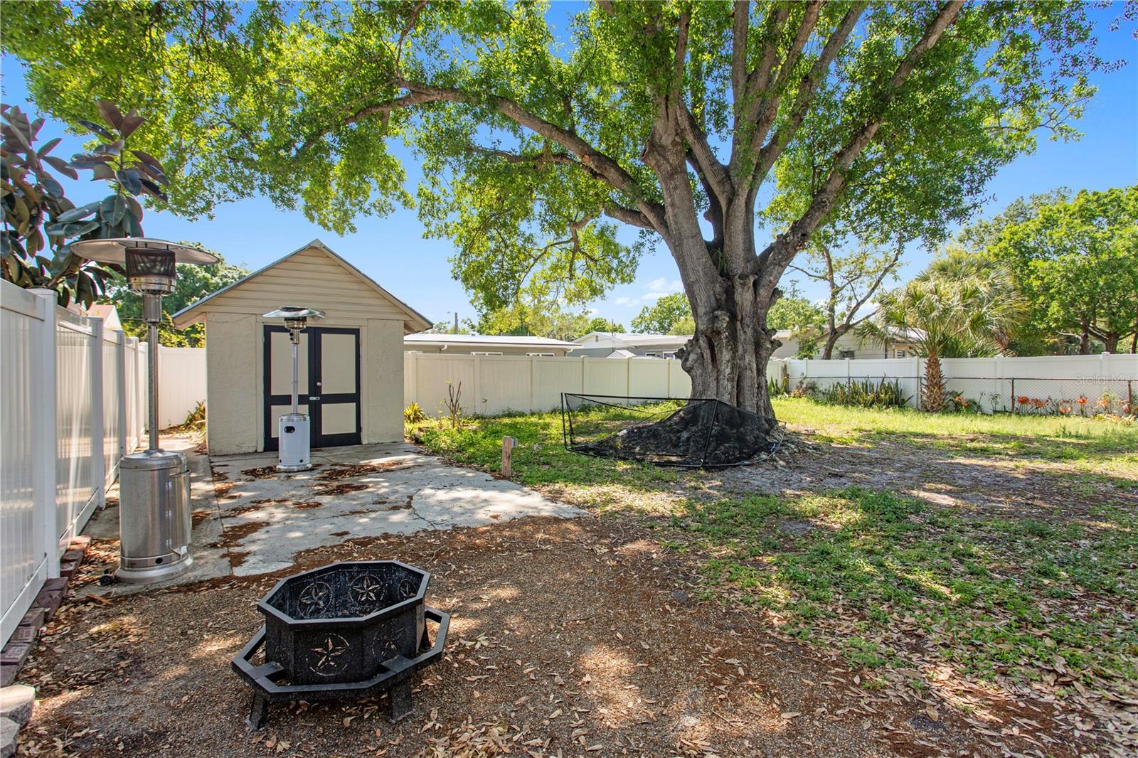 4618 W BAY VILLA AVENUE, Tampa, FL 33611