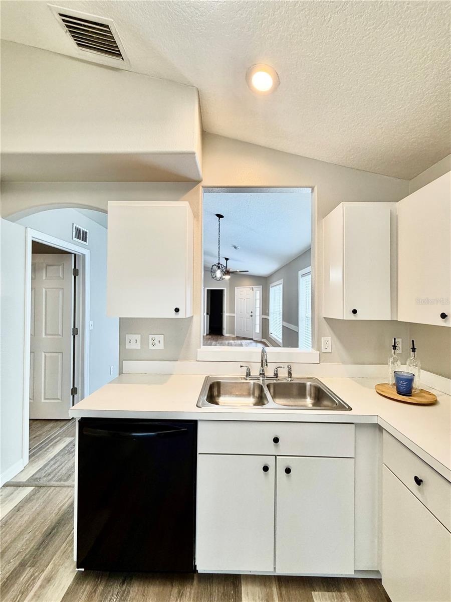 28510 SEASHELL COURT, Wesley Chapel, FL 33545