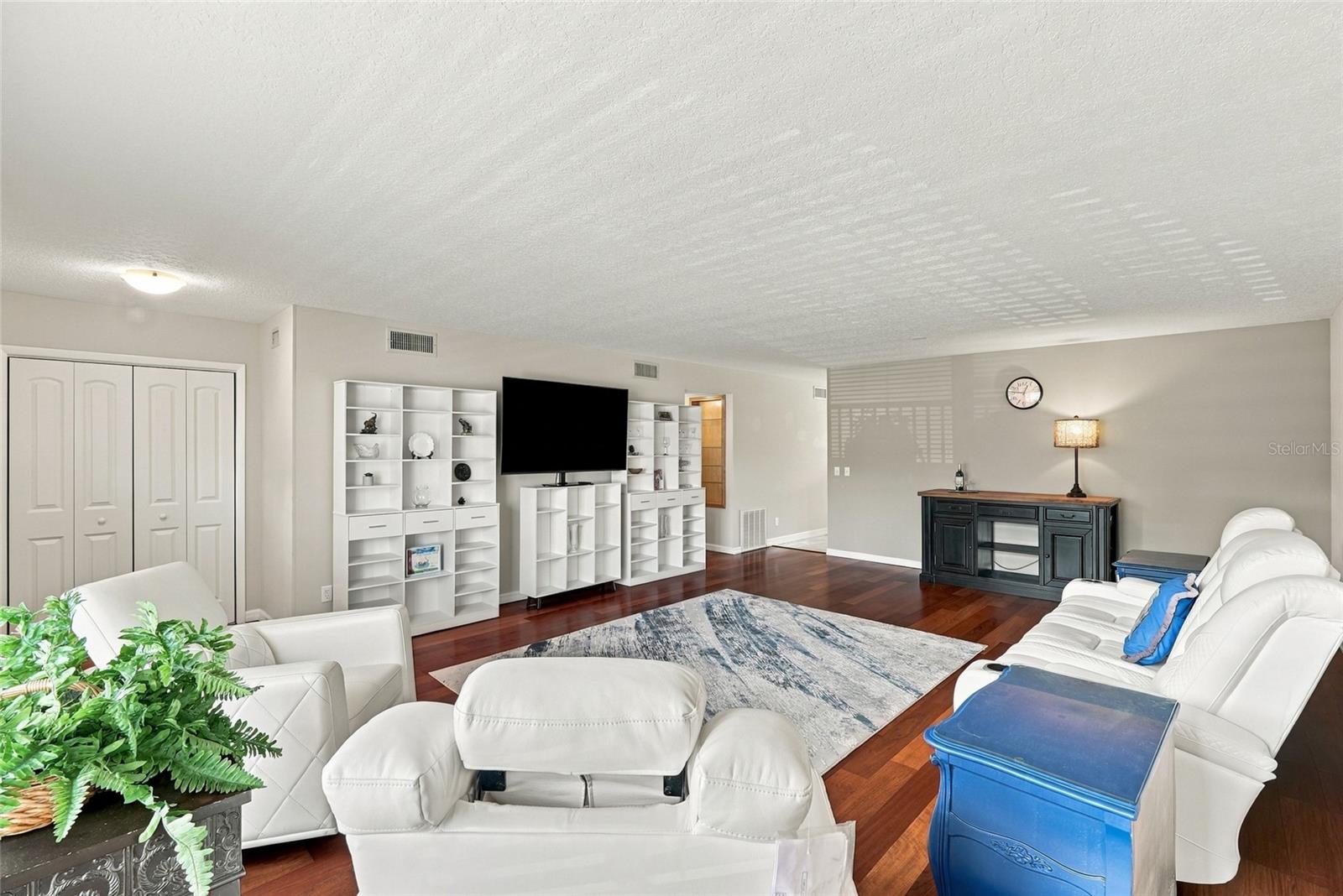 2228 SWEDISH DRIVE, #22, Clearwater, FL 33763