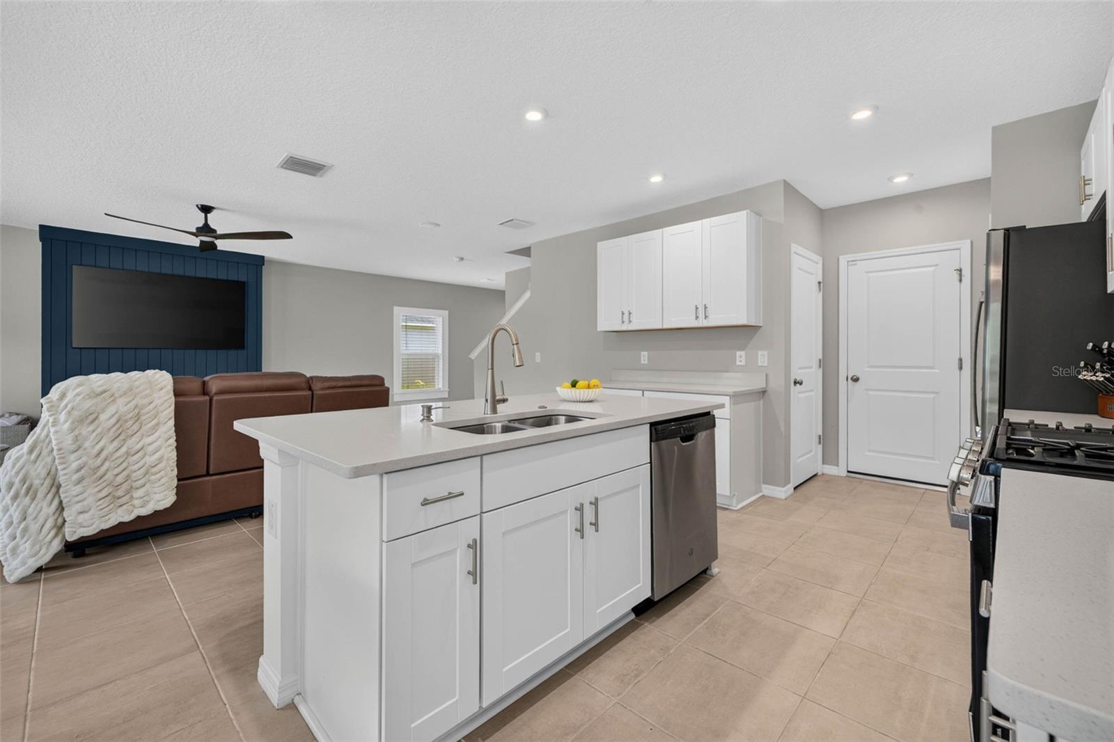 5951 MAIDENSTONE WAY, Palmetto, FL 34221