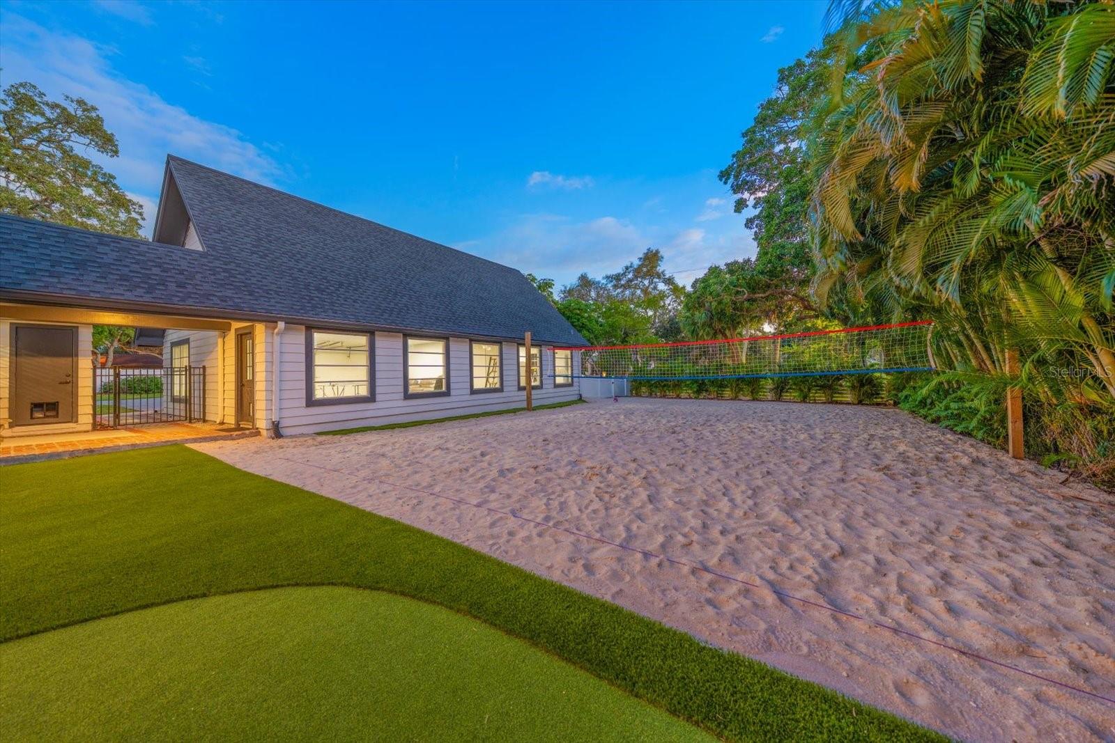 14195 SIESTA ROAD, Largo, FL 33774