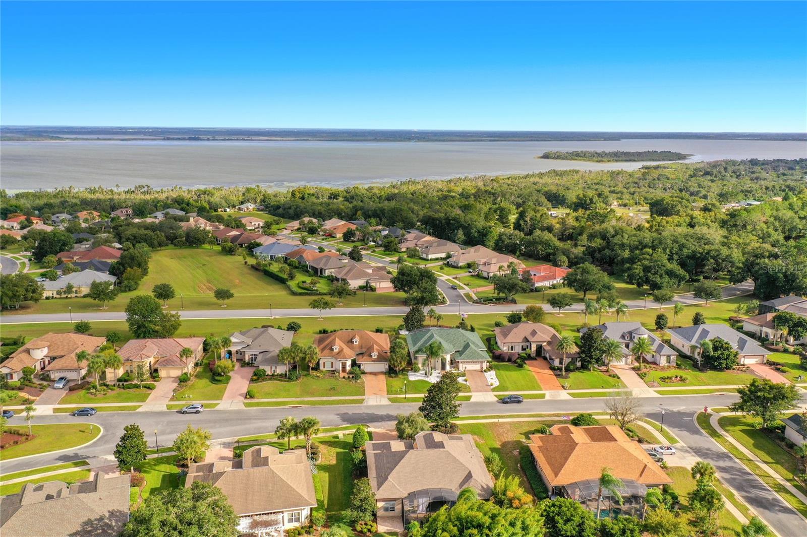 38634 LAKEVIEW WALK, Lady Lake, FL 32159
